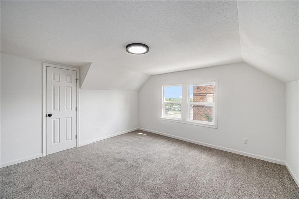 4234 Prospect Avenue — photo 27