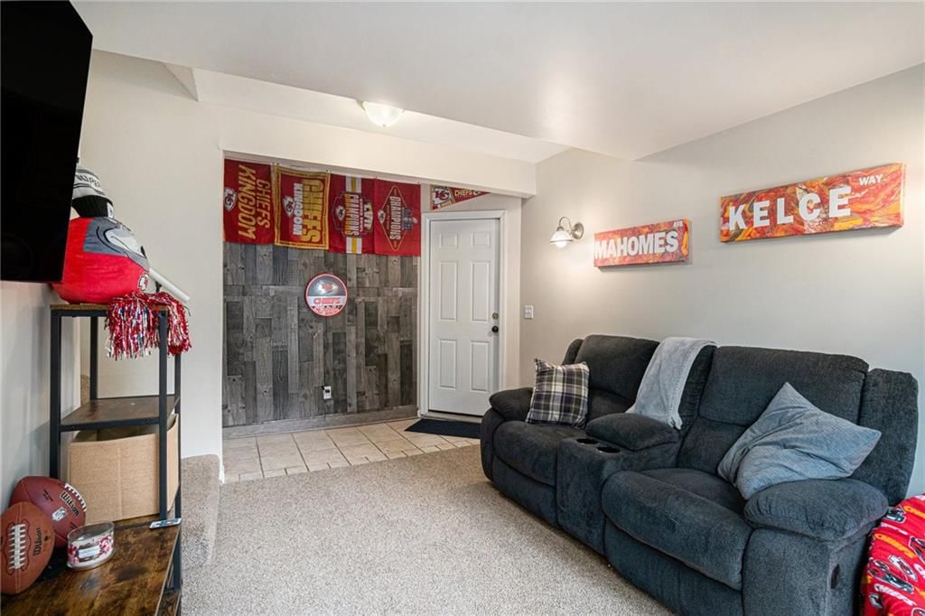 1412 S Pawnee Drive — photo 19