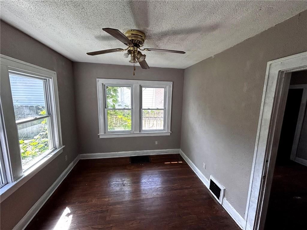 6031 E 14th Street — photo 13
