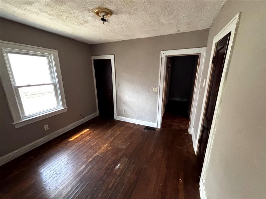 6031 E 14th Street — photo 14