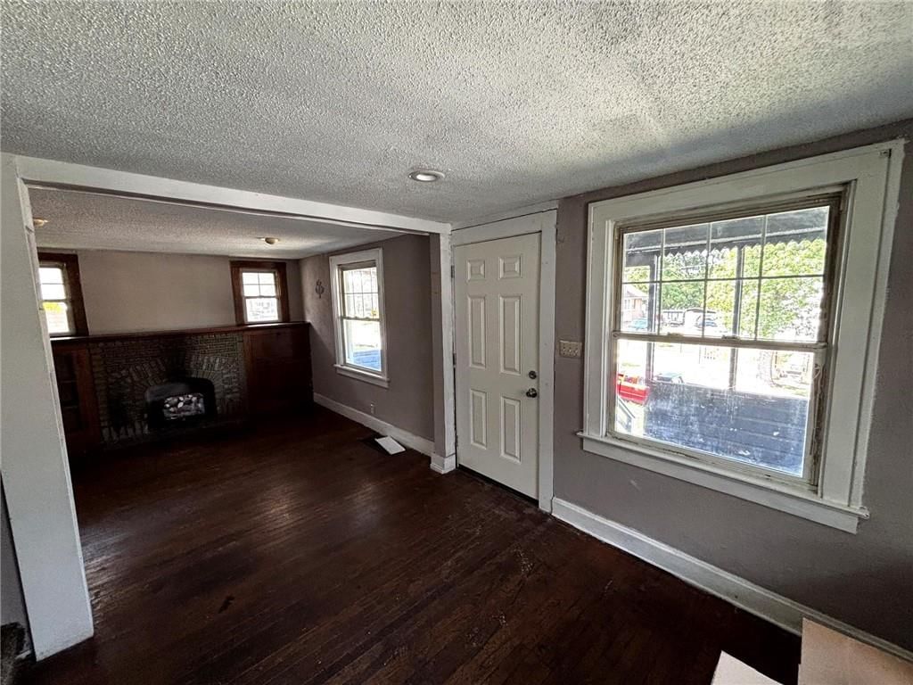 6031 E 14th Street — photo 16