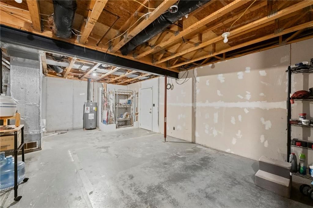 1408 Oak Street — photo 22
