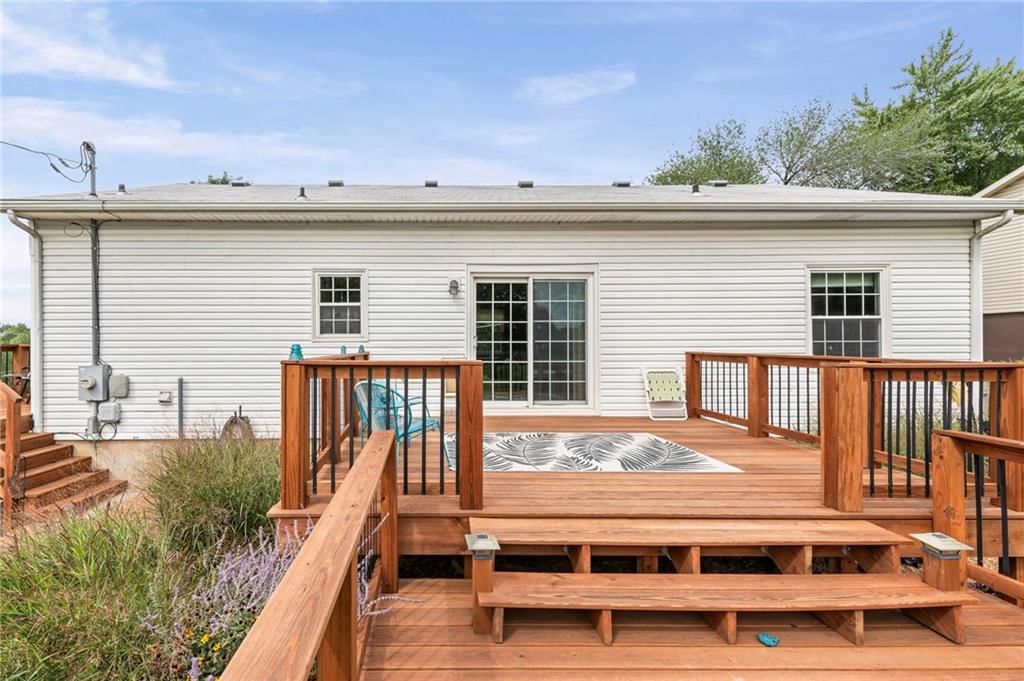 1408 Oak Street — photo 28