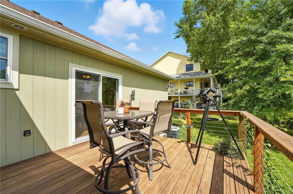 311 Summerset Drive — photo 10
