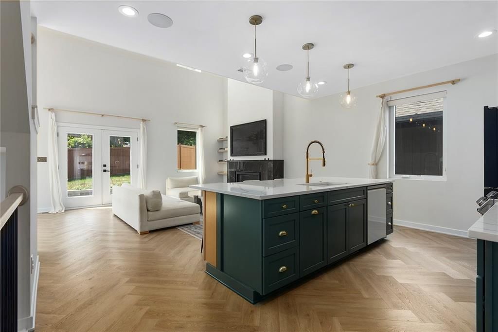 2028 Olive Street — photo 5