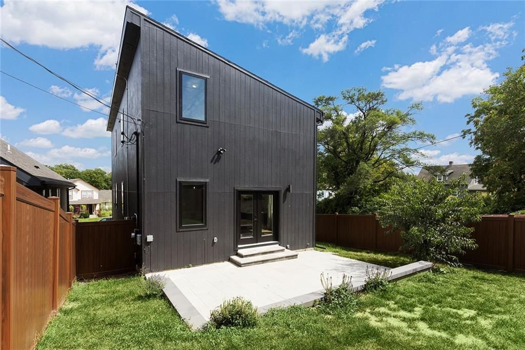 2028 Olive Street — photo 41