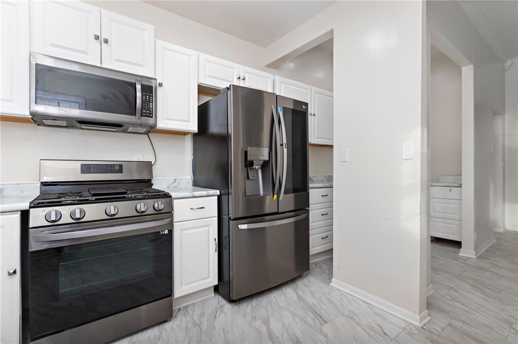 1411 Seneca Street — photo 13