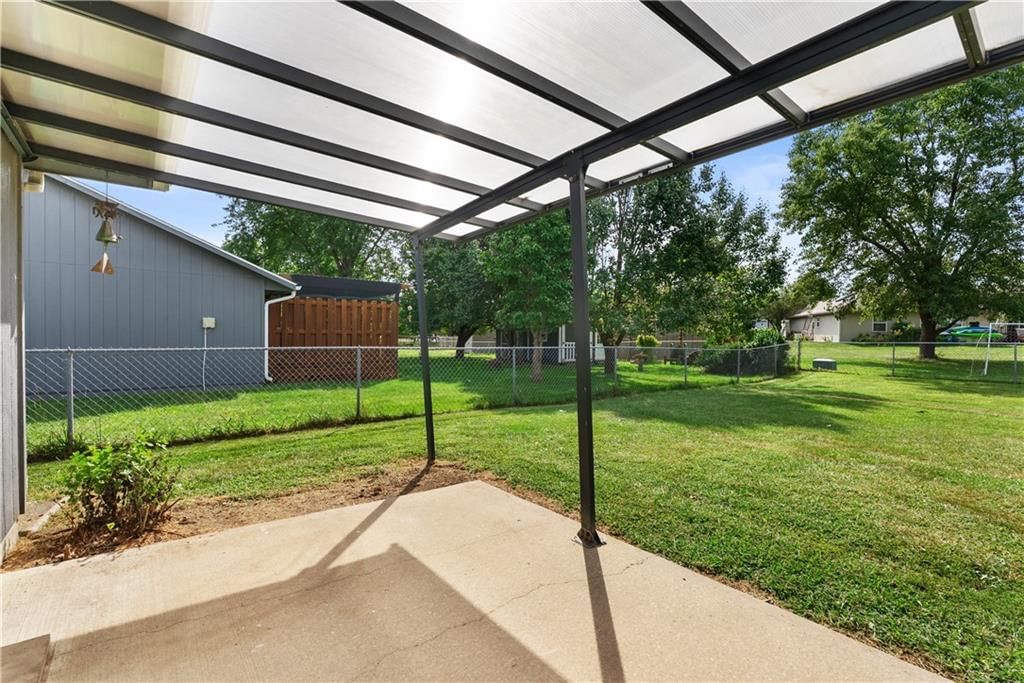 1213 DEAN Drive — photo 21