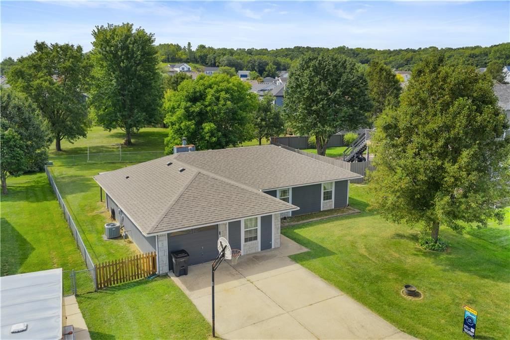 1213 DEAN Drive — photo 26