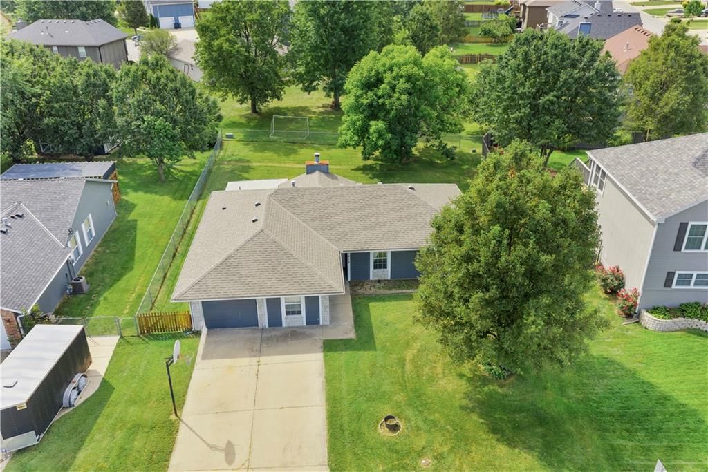 1213 DEAN Drive — photo 31