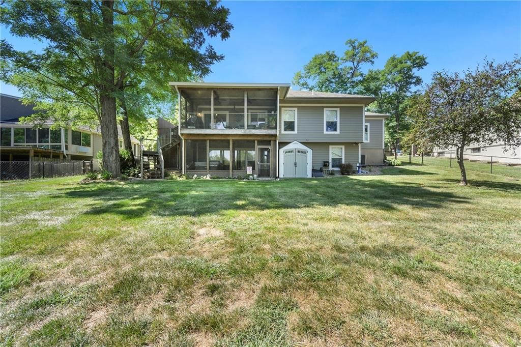 6925 Lakeshore Drive — photo 48
