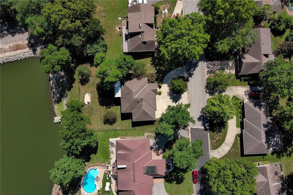 6925 Lakeshore Drive — photo 60