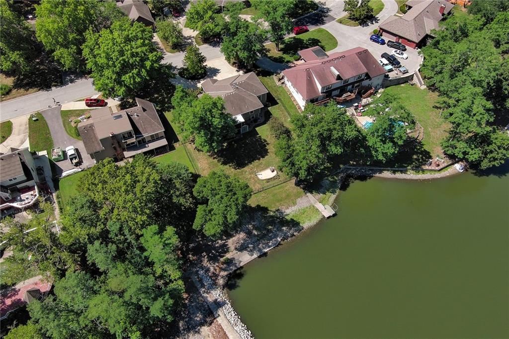 6925 Lakeshore Drive — photo 64