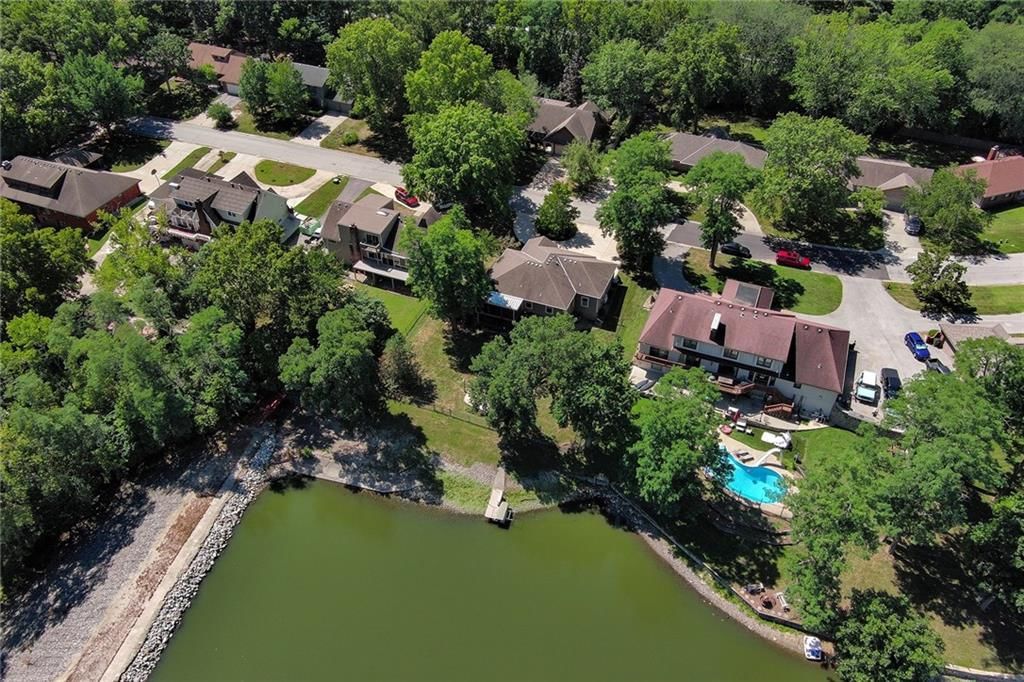 6925 Lakeshore Drive — photo 69