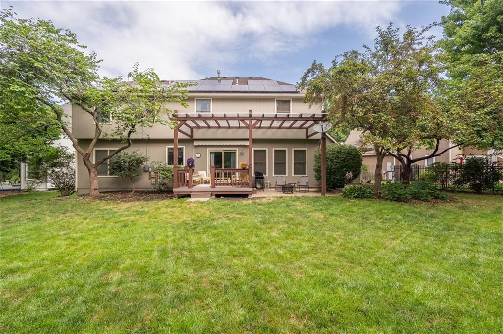 4201 Crofton Court — photo 3