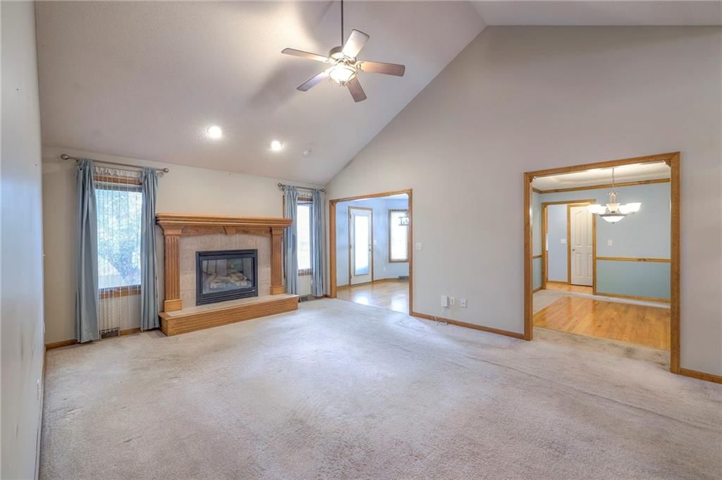 722 Moss Creek Drive — photo 9