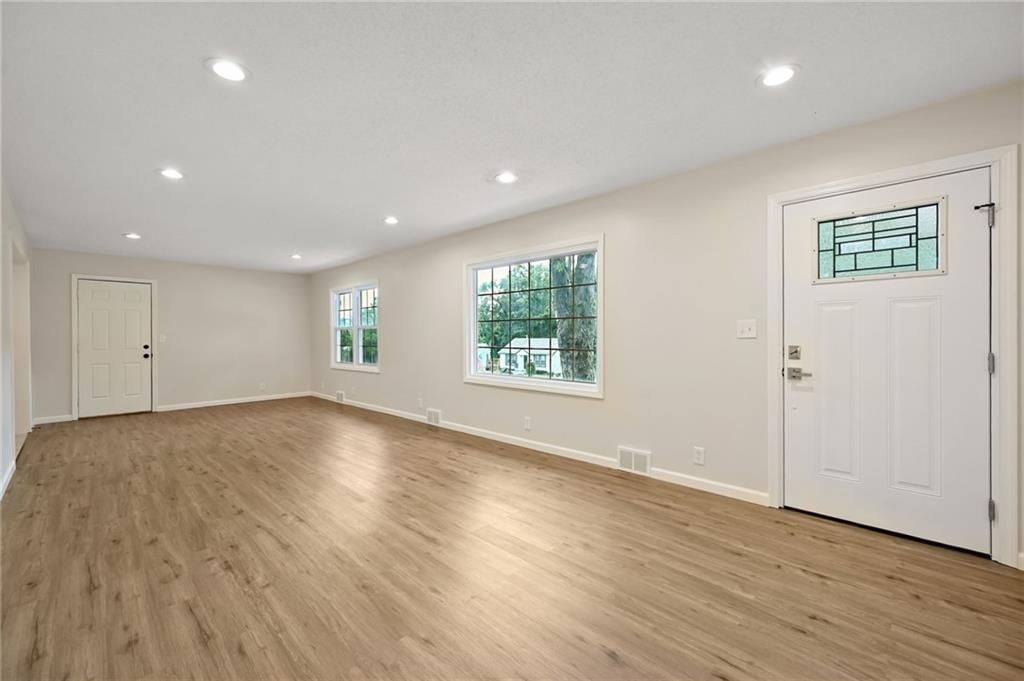 9520 W 59th Terrace — photo 5
