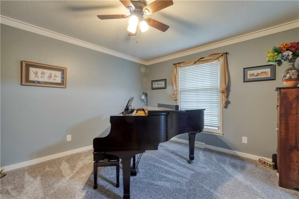 813 NW High Point Drive — photo 17