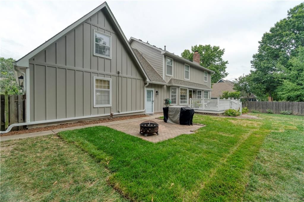 813 NW High Point Drive — photo 33