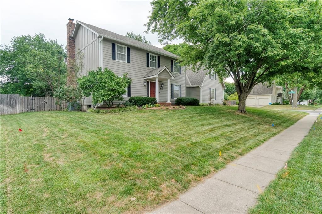 813 NW High Point Drive — photo 37