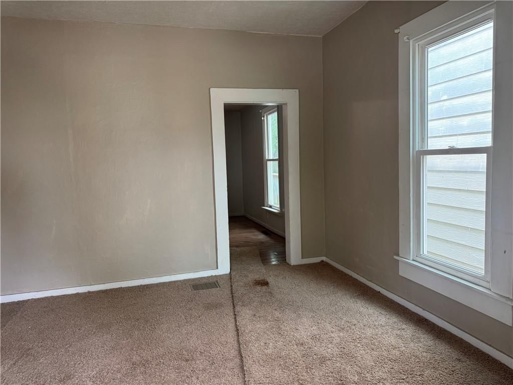518 N Osage Street — photo 4