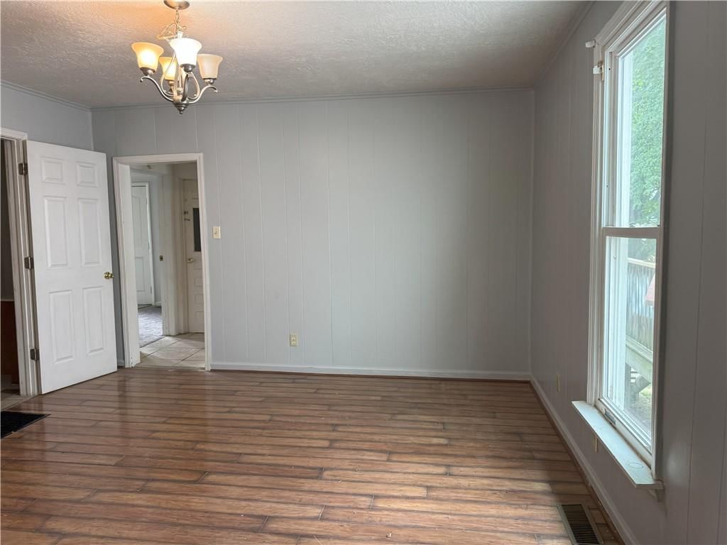 518 N Osage Street — photo 8