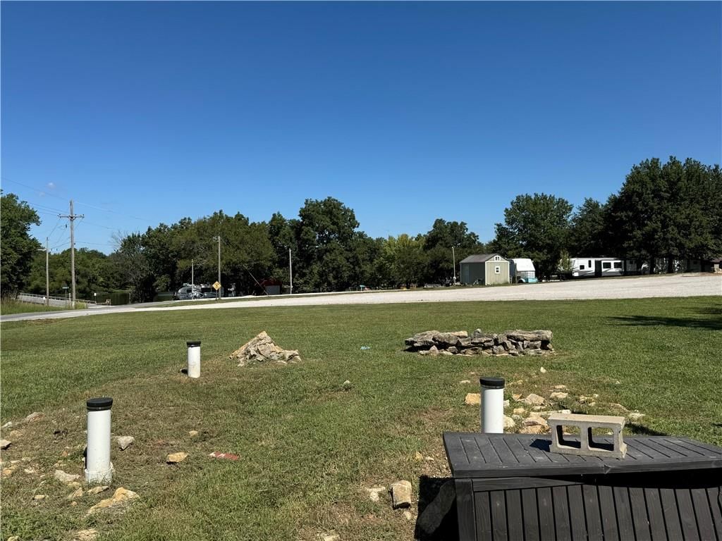273 N Linn Valley Drive — photo 4