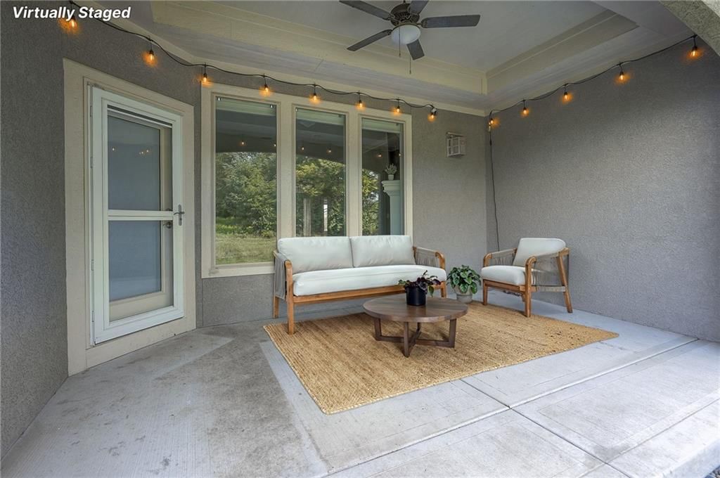 1208 SW Pebble Lane — photo 3