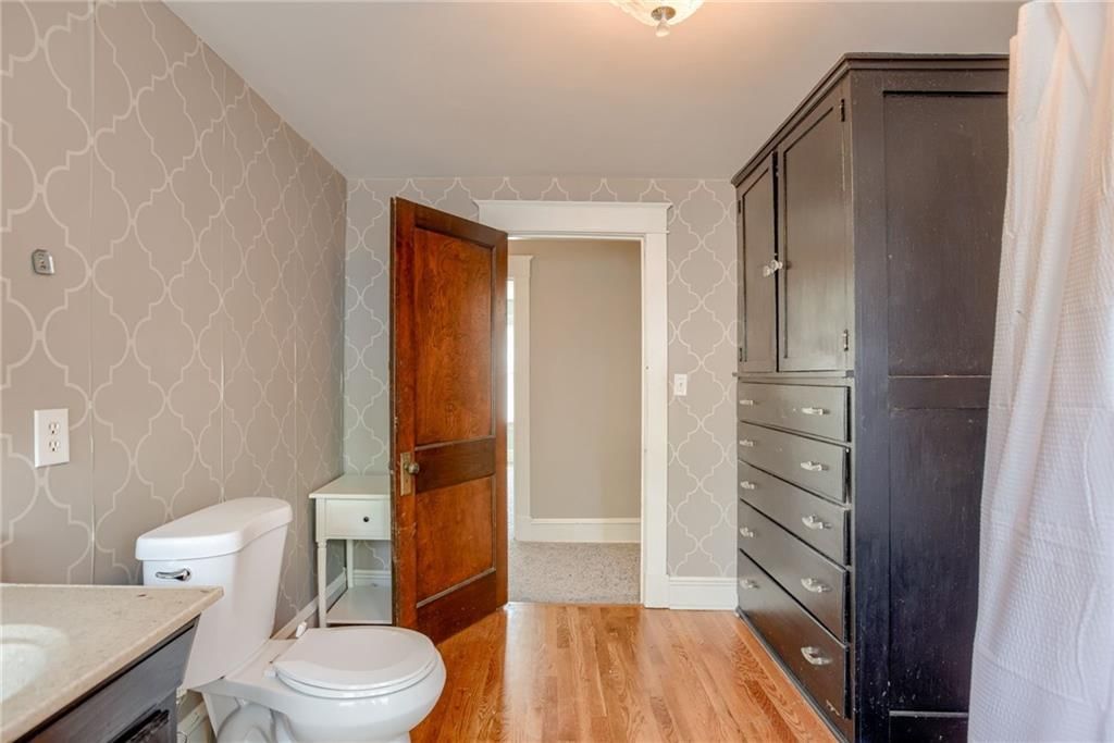 501 W Franklin Street — photo 18
