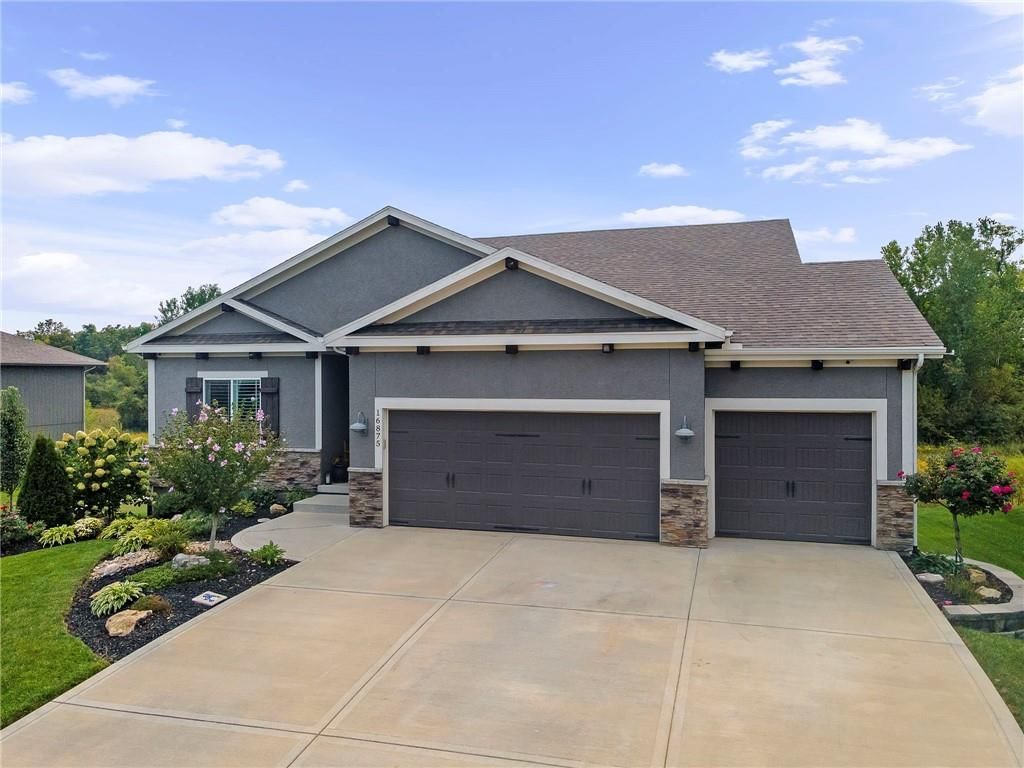 16875 W 170th Court — photo 8