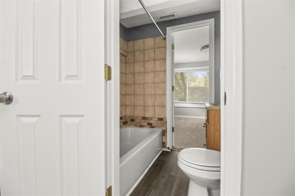 628 E Fair Street — photo 8