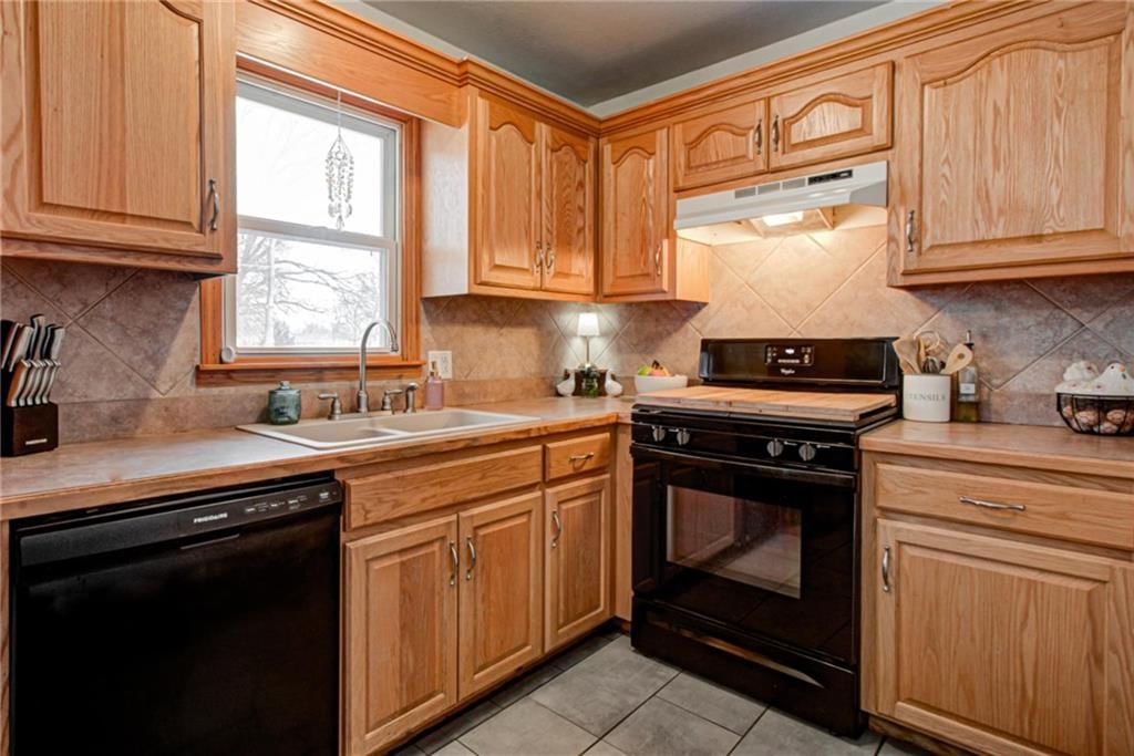 2205 Jil Street — photo 14