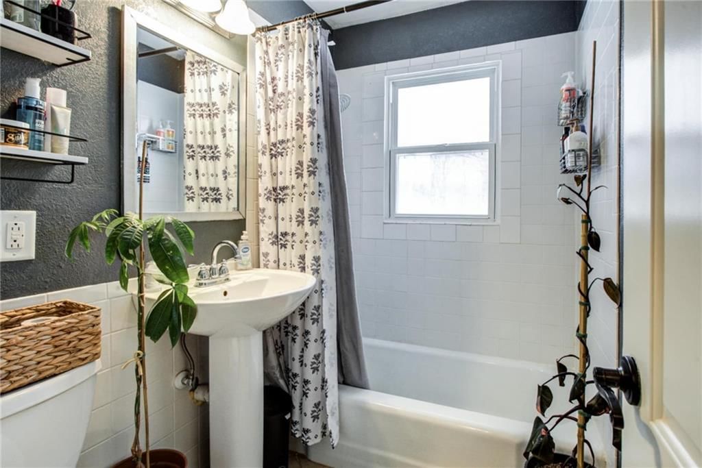 2205 Jil Street — photo 25