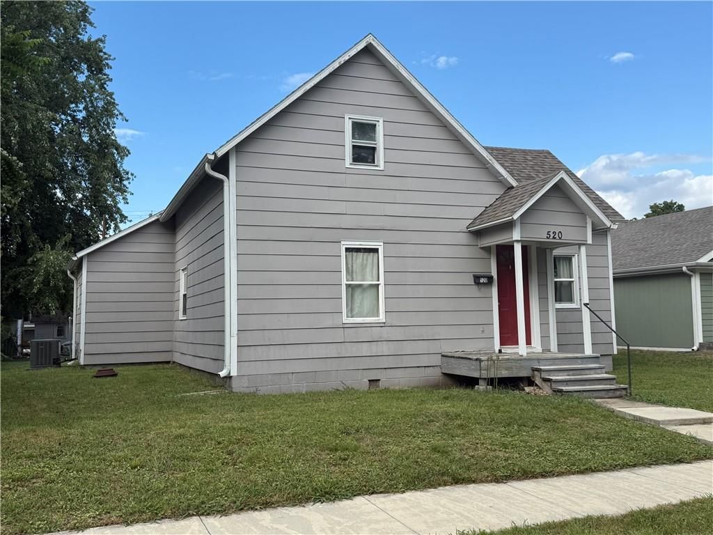 520 W Third Street — photo 3