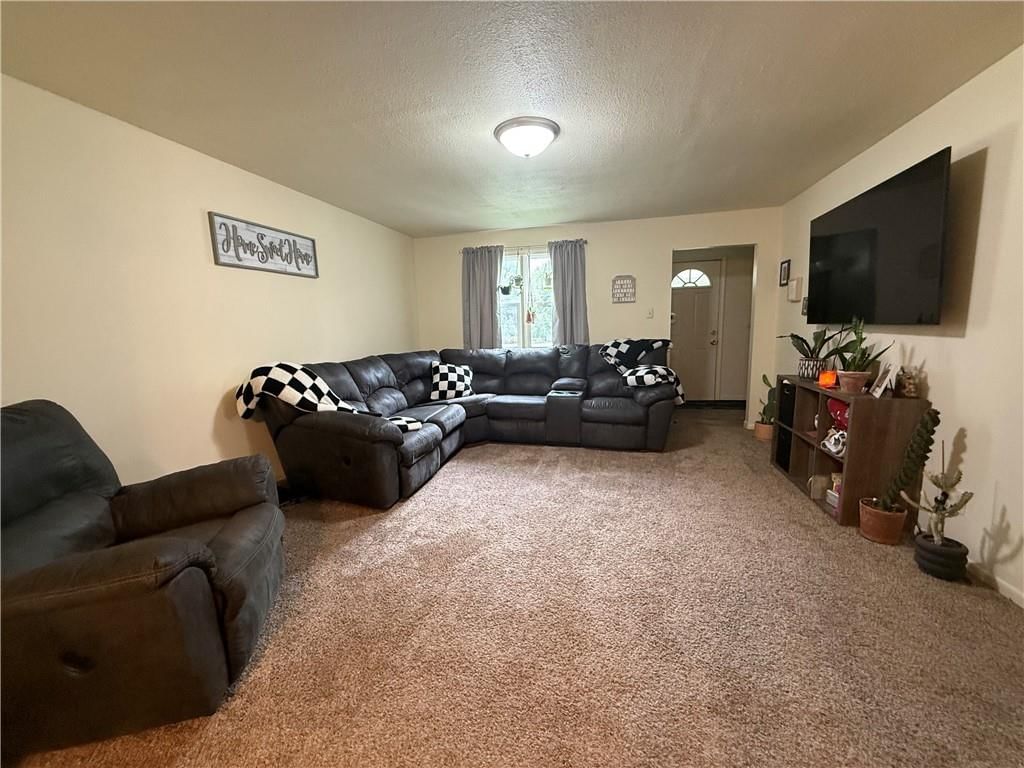 520 W Third Street — photo 6