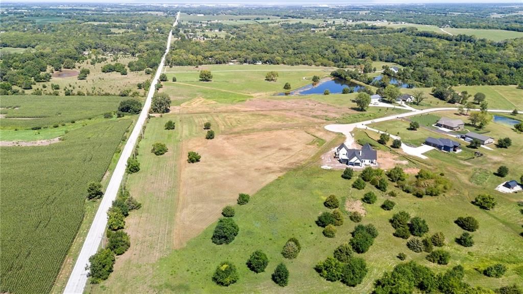21350 Deer Ridge Drive — photo 17
