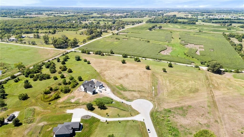 21350 Deer Ridge Drive — photo 10