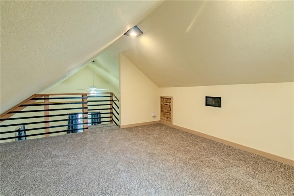 413 E Lincoln Street — photo 12