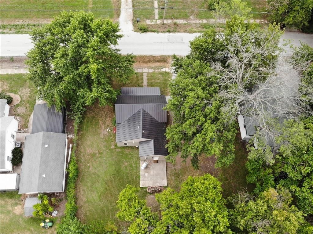 413 E Lincoln Street — photo 35