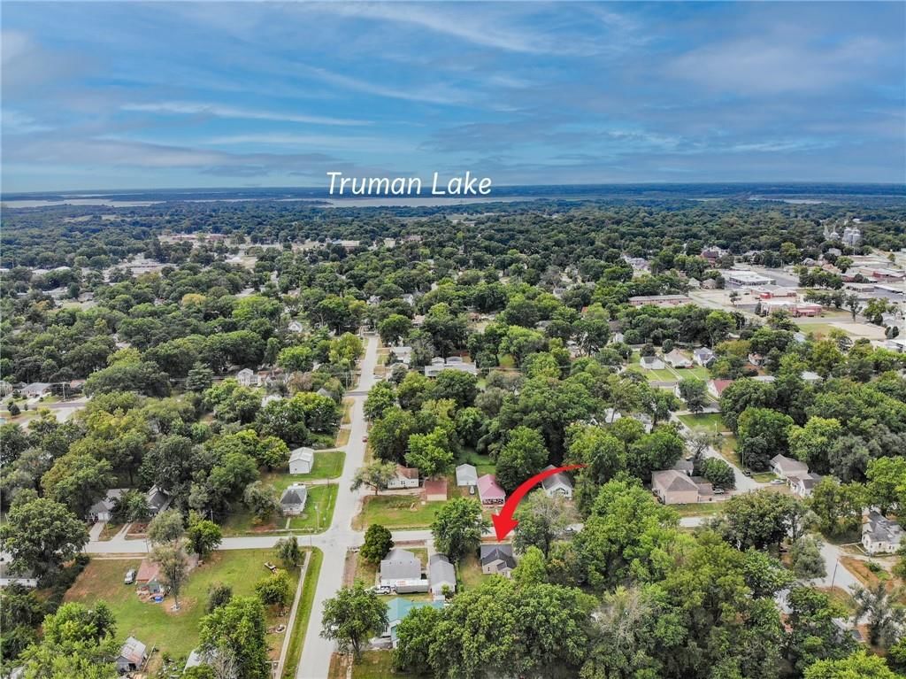 413 E Lincoln Street — photo 37