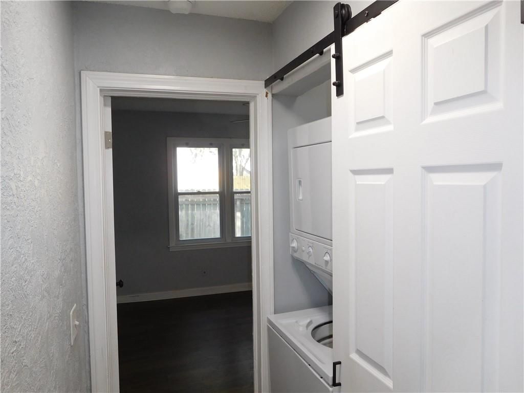 801 S Main Street — photo 26