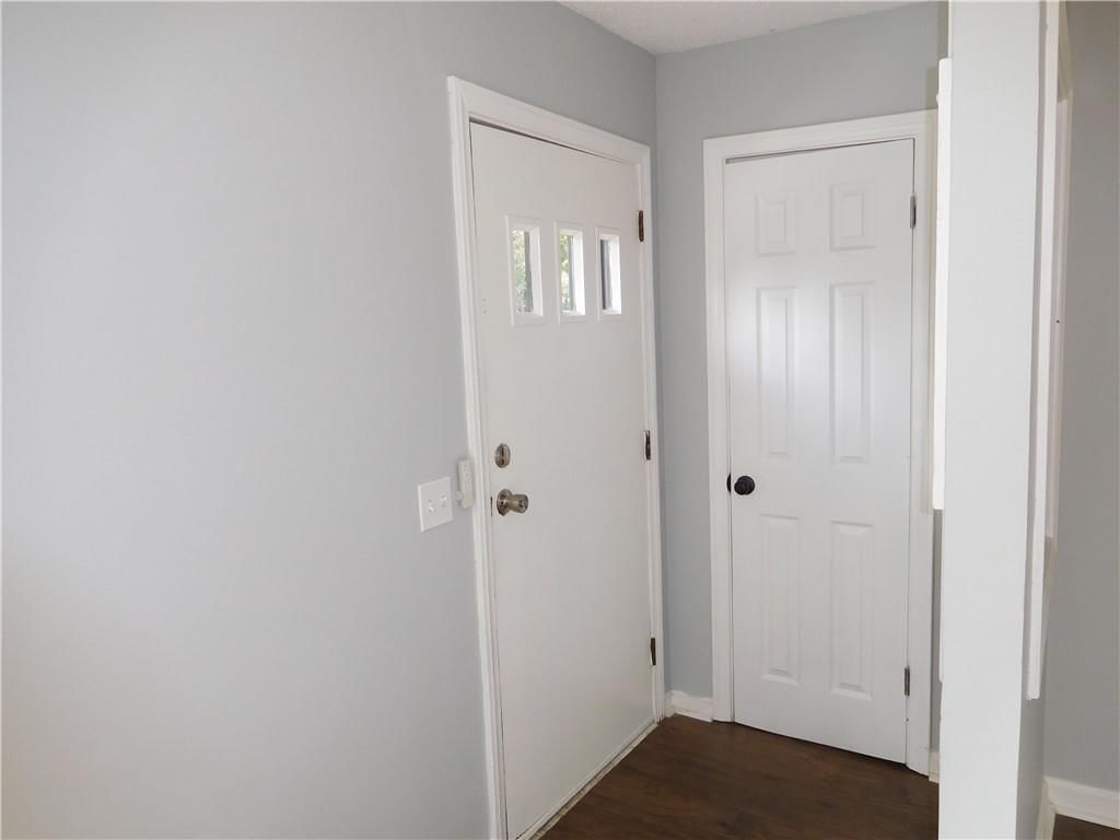 801 S Main Street — photo 33
