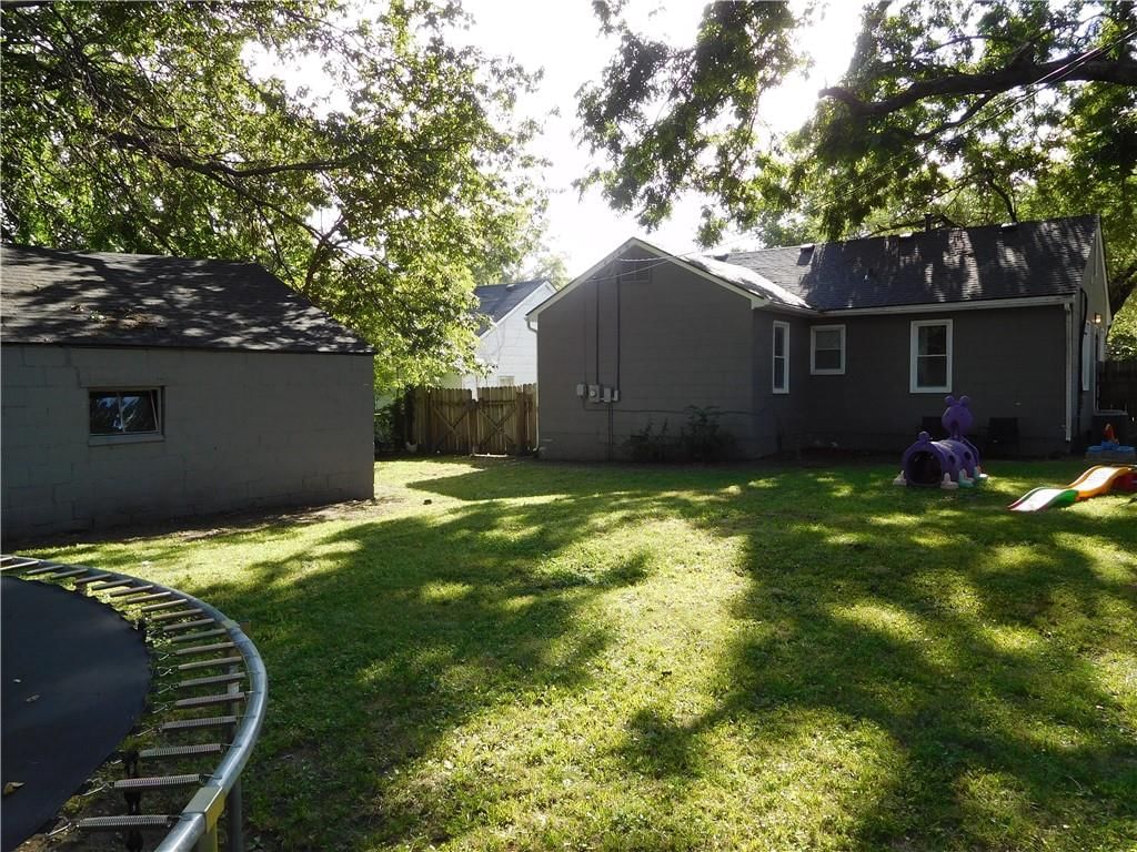 801 S Main Street — photo 5