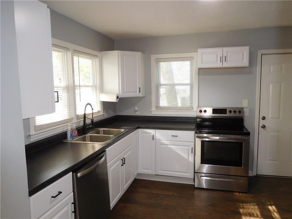 801 S Main Street — photo 8