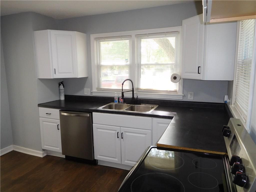 801 S Main Street — photo 10