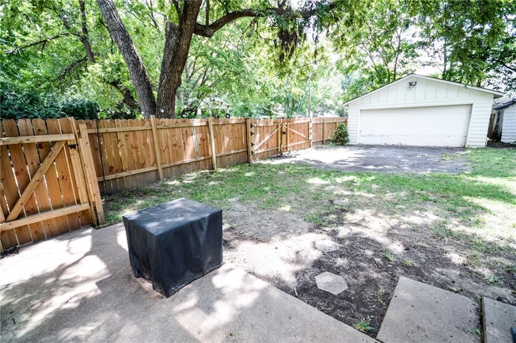 203 W Ruby Avenue — photo 11