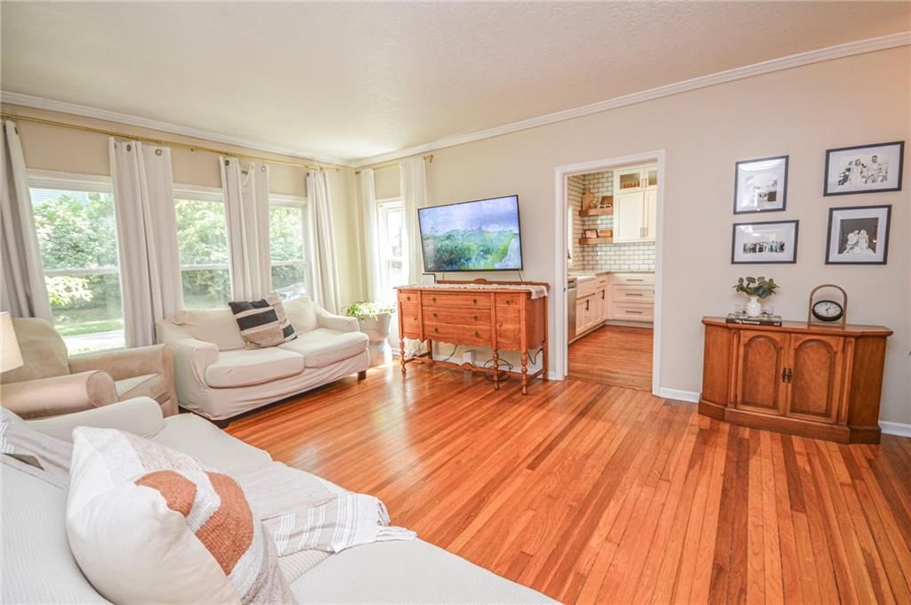 203 W Ruby Avenue — photo 16