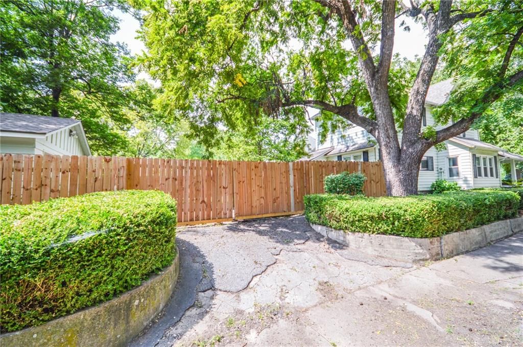 203 W Ruby Avenue — photo 10