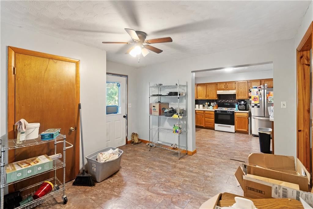 424 W Main Street — photo 31