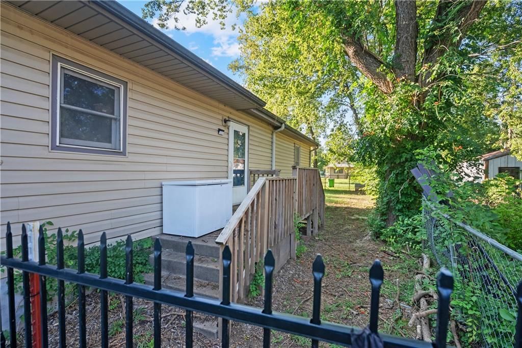 424 W Main Street — photo 45